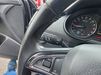 ŠKODA OCTAVIA COMBI 1.6 CRTDI 77KW ELEGANCE 146000 KM - 16