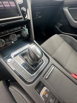 Volkswagen Passat Alltrack 2.0 TDi 4Motion DSG - 16