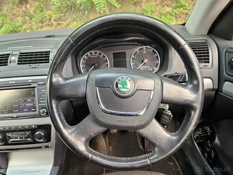 ROZPREDAM SKODA OCTAVIA 2 facelift na náhradné diely striebo - 16