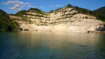 Predaj: Krásny rekreačný pozemok v Kraľovanoch v blízkosti Š - 16