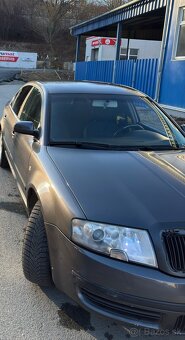 Škoda Superb - 16