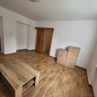 Prenájom 2 izbový byt, balkón na Štefánika (Staré sídlisko) - 16