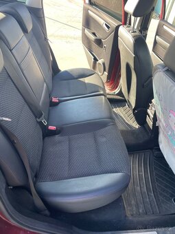 Mercedes-Benz B 180 - 16