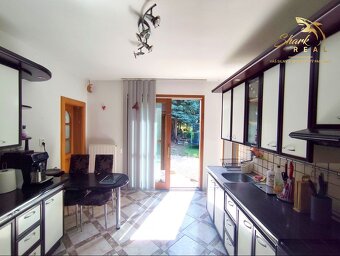 REZERVOVANÉ - Nová cena Výnimočný dvojgeneračný dom na pred - 16