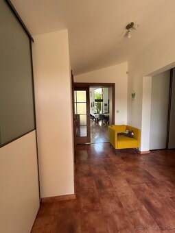 Predaj nadčasový dom v krásnom prostredí - Budmerice - 16
