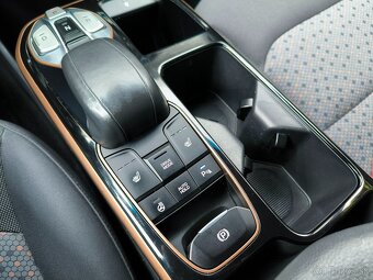 Hyundai Ioniq Electric - 16