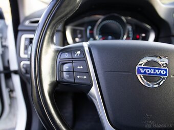 Volvo V70 AWD 2.4 Inscription - 16