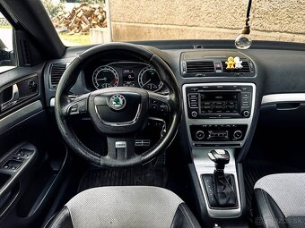 Škoda Octavia II Combi 2.0 TDI CR DPF RS DSG - 16
