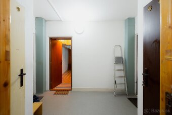 Prakticky riešená garsónka na Banisku v Dolnom Kubíne - 16