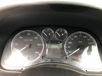Peugeot 307 SW 1.6 HDI 80 KW, PANORAMA, 7 miest - 16