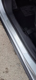 Mitsubishi Outlander  4x4 - 16