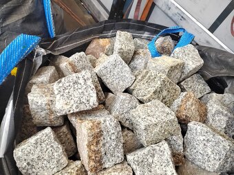 Čadičové kocky-Žulové kocky - 16