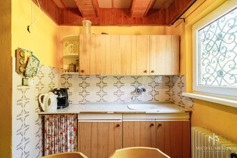 Ponúkame Vám exkluzívne na predaj rekreačnú chatu v časti Lá - 16