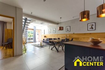NA PREDAJ prekrásny novopostavený dom / 494 m²/ ostrov Brač, - 16