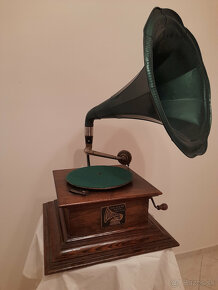 Predám jedinečný starožitný gramofón značky Columbia ca 1910 - 16