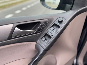 VW Golf 6 1.6TDI Nová STK - 16