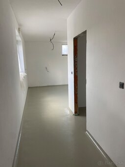 Šikovná partia na všetky stavebné práce - 16