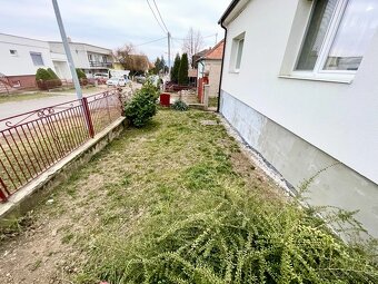 Na predaj 4izbový RD s podkrovím Partizánske, pozemok 1009m² - 16