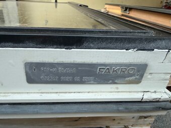 Predam stresne okna FAKRO 7ks - 16
