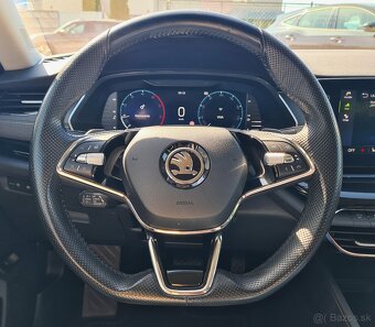 ŠKODA OCTAVIA COMBI 2.0TDI SCR STYLE DSG - 16
