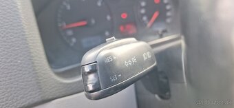 VOLKSWAGEN MULTIVAN T5 --- 127 000KM --- 7 MIESTNY ---1.9TDi - 16