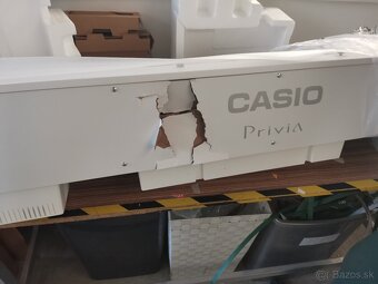 Digitálne piáno Casio PX 770 Wh biele - 16