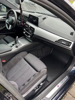 BMW 530d - 16