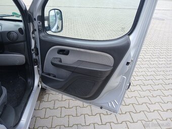 Fiat Doblo 1.4i 57kw model 2009 - 16