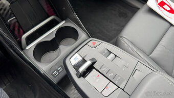 BMW iX1 30 xDrive - 16