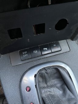 VW touran 2008, Automat, 7 miestne - 16