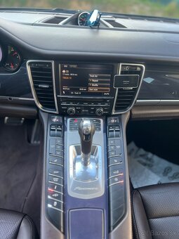 Porsche Panamera 4S 4.8i V8 - 16