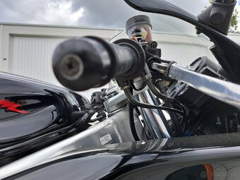 Honda VTR 1000F - 16
