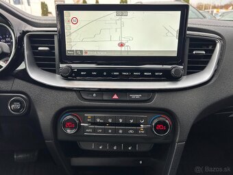 Kia XCeed 1.4 T-GDi AT7 GOLD + SMART PACK - 16