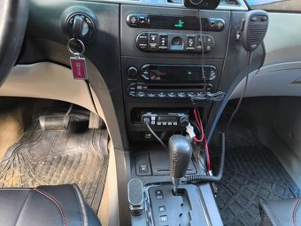 Predám Chrysler Pacifica AWD, 4,0 benzín plyn - 16