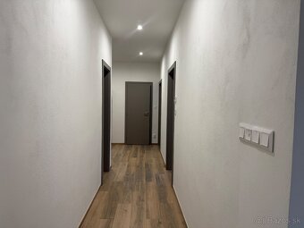 Na prenájom 3izbový byt v rodinnom dome-Voľný ihned - 16