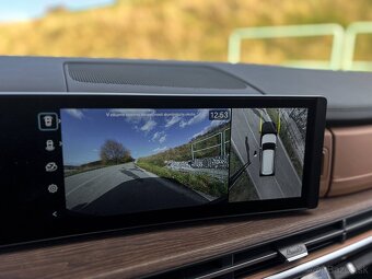 Hyundai Santa Fe PREMIUM 7S 4X4 1,6T-GDi HEV,BOSE audio, HUD - 16