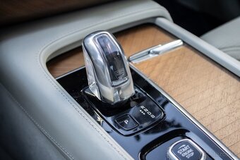 Volvo XC90 T8 Twin Engine PHEV Inscription Pro - odpočet DPH - 16