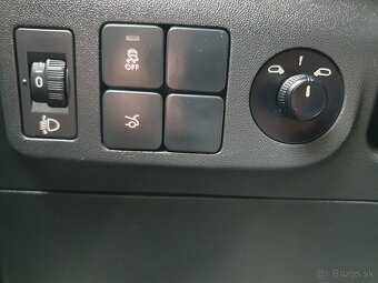 Peugeot 301 1.2 PureTech Allure - 16