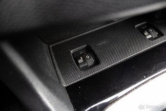 Peugeot 308 1.2 e-THP 130k Allure - 16