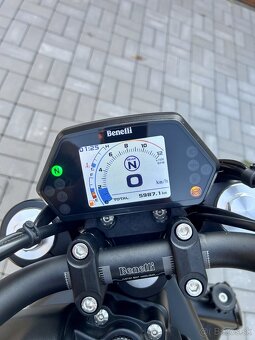 Predám Benelli 502c r.v. 2021 - 5987km - 16