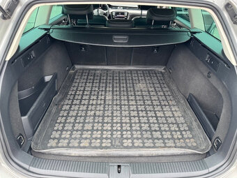 Volkswagen Passat Variant 2.0 BiTDI  Highline 4MOTION - 16