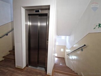 3 - izbový byt - 65 m2 v centre mesta Handlová - 16