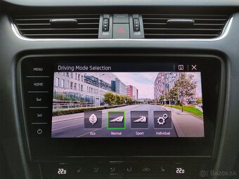 Škoda Octavia RS DSG 4x4 CANTON COLUMBUS PANORAMA - 16