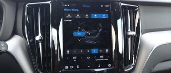 Volvo XC60 2.0 B4 mHEV R-Design A/T - 16
