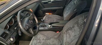Mercedes Benz C200 - 16