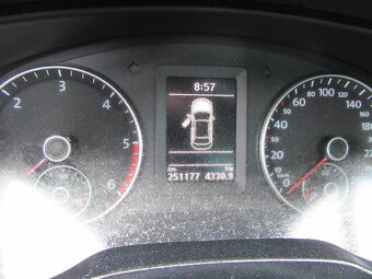 VW Jetta - 16
