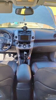 Toyota RAV4 4x4,2,2 100kw 2007 - 16