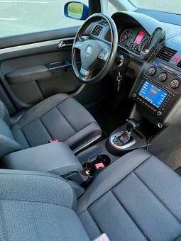 VW Touran 1.9 TDI DSG - 16