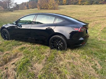Tesla model 3 Refresh Štandard Range - 16