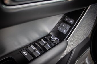 Land Rover Range Rover Velar 3.0D V6 HSE AWD - odpočet DPH - 16